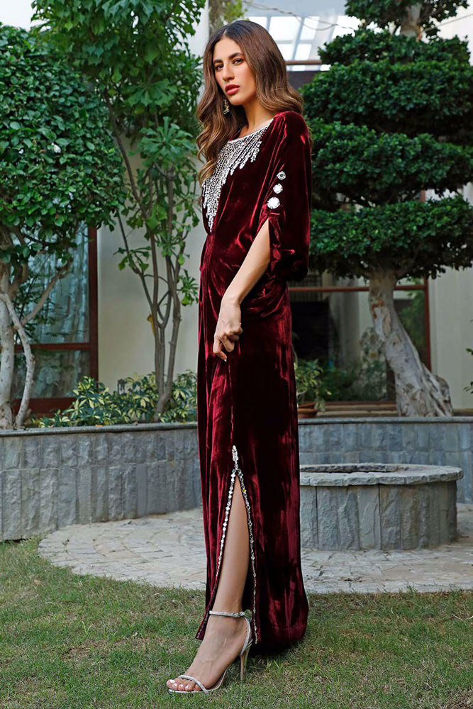 WL - 25 - Signature Kaftans by Rozina Munib