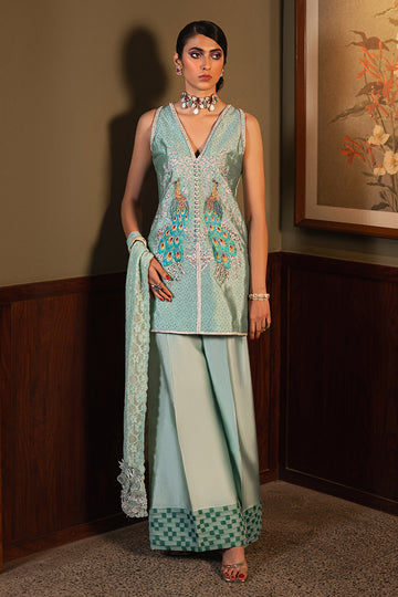 Feather - Level 5 by Zeb & Zeeshan (Haute Form Studio)