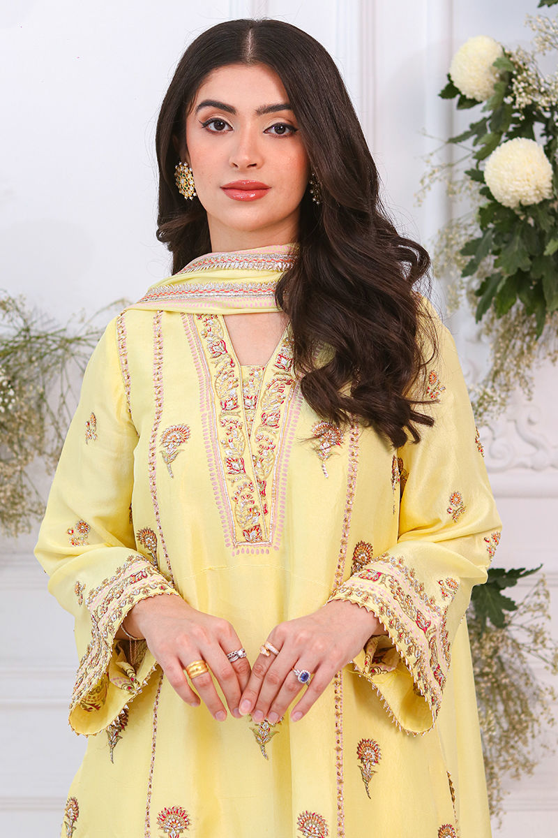 Dhia - Iman Luxury Formals by Ansab Jahangir