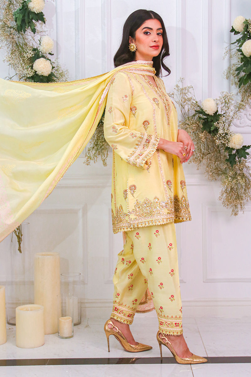 Dhia - Iman Luxury Formals by Ansab Jahangir