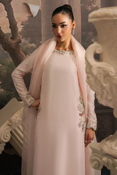 Aylin - Gaia Winter by Khakaa