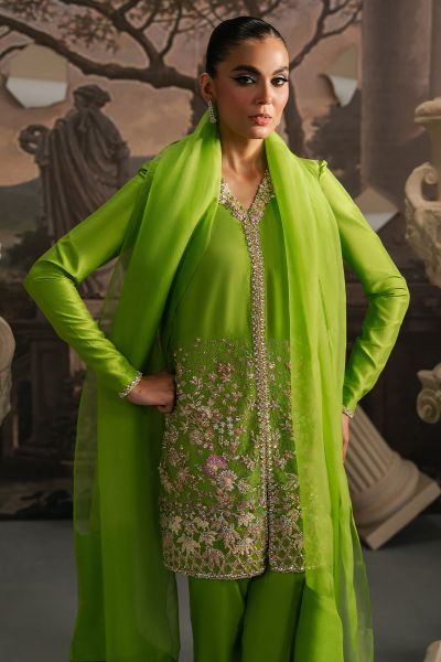 Nerina - Gaia Winter by Khakaa