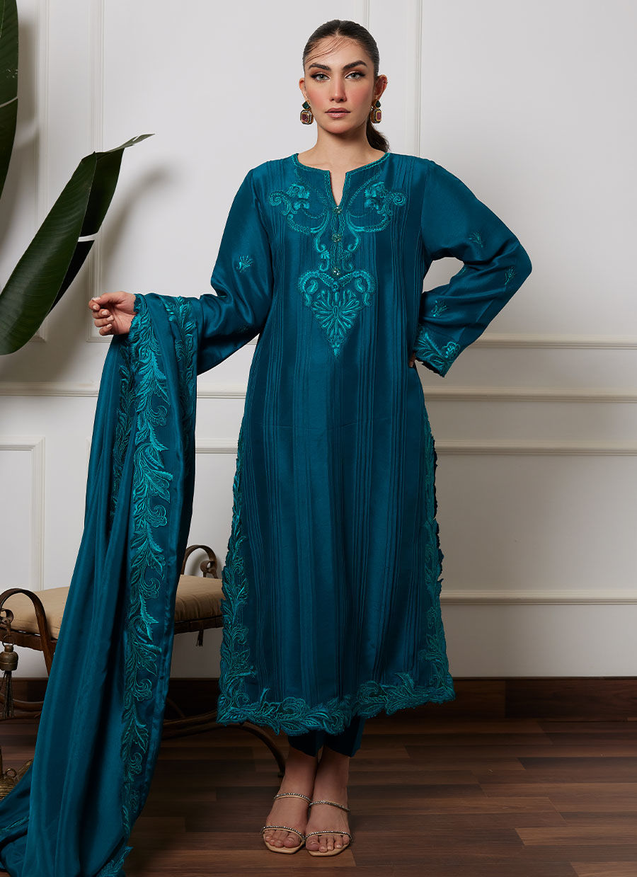 HEQET EMERALD SHIRT AND DUPATTA - Lea Autumn Winter'23 by FTA