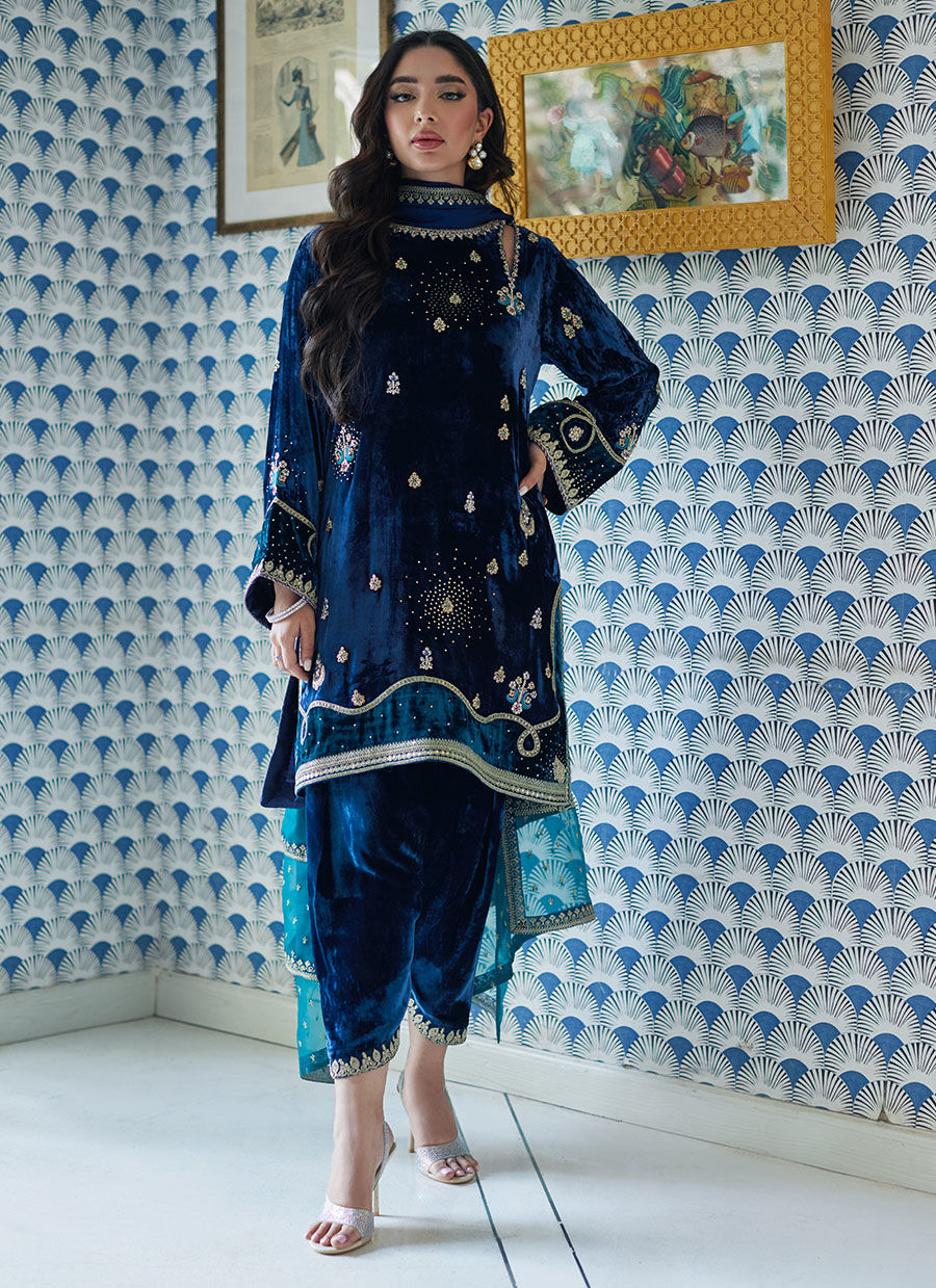 LUJAIN NAVY SHIRT AND DUPATTA - Velvet Revolt by Farah Talib Aziz