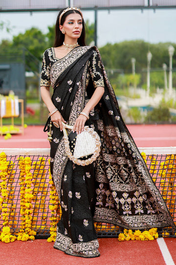 Zareenah - Marigold and Gota 2 by Ansab Jahangir Studio