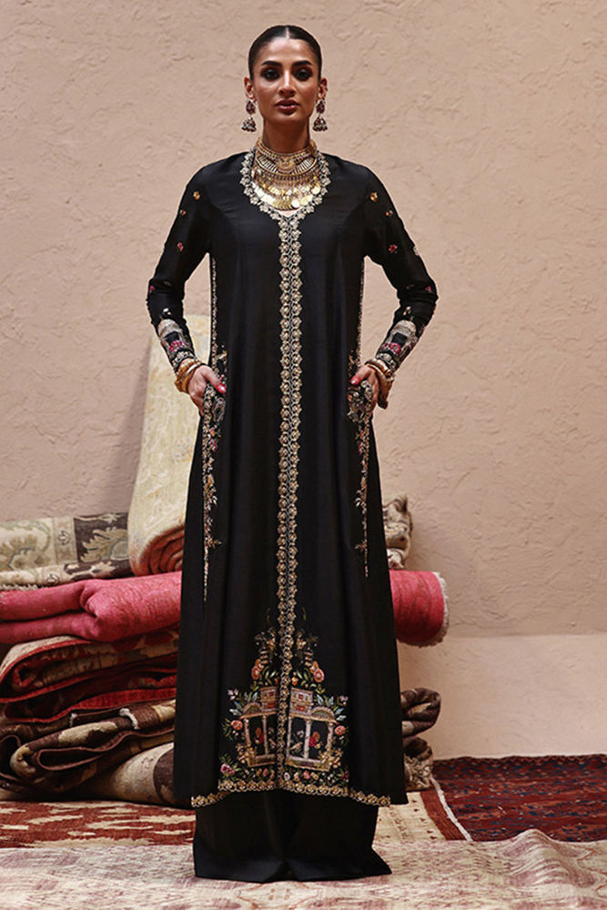 L25-03 - Lashkara 25/26 by Rozina Munib