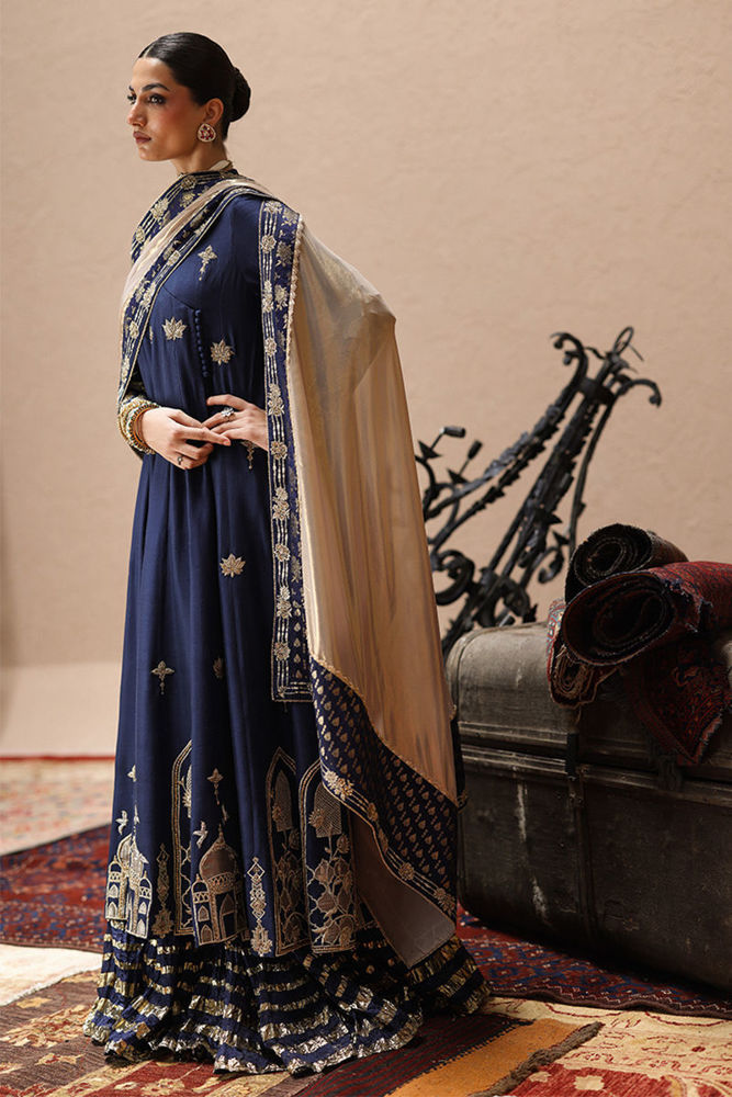 L25-09 - Lashkara 25/26 by Rozina Munib