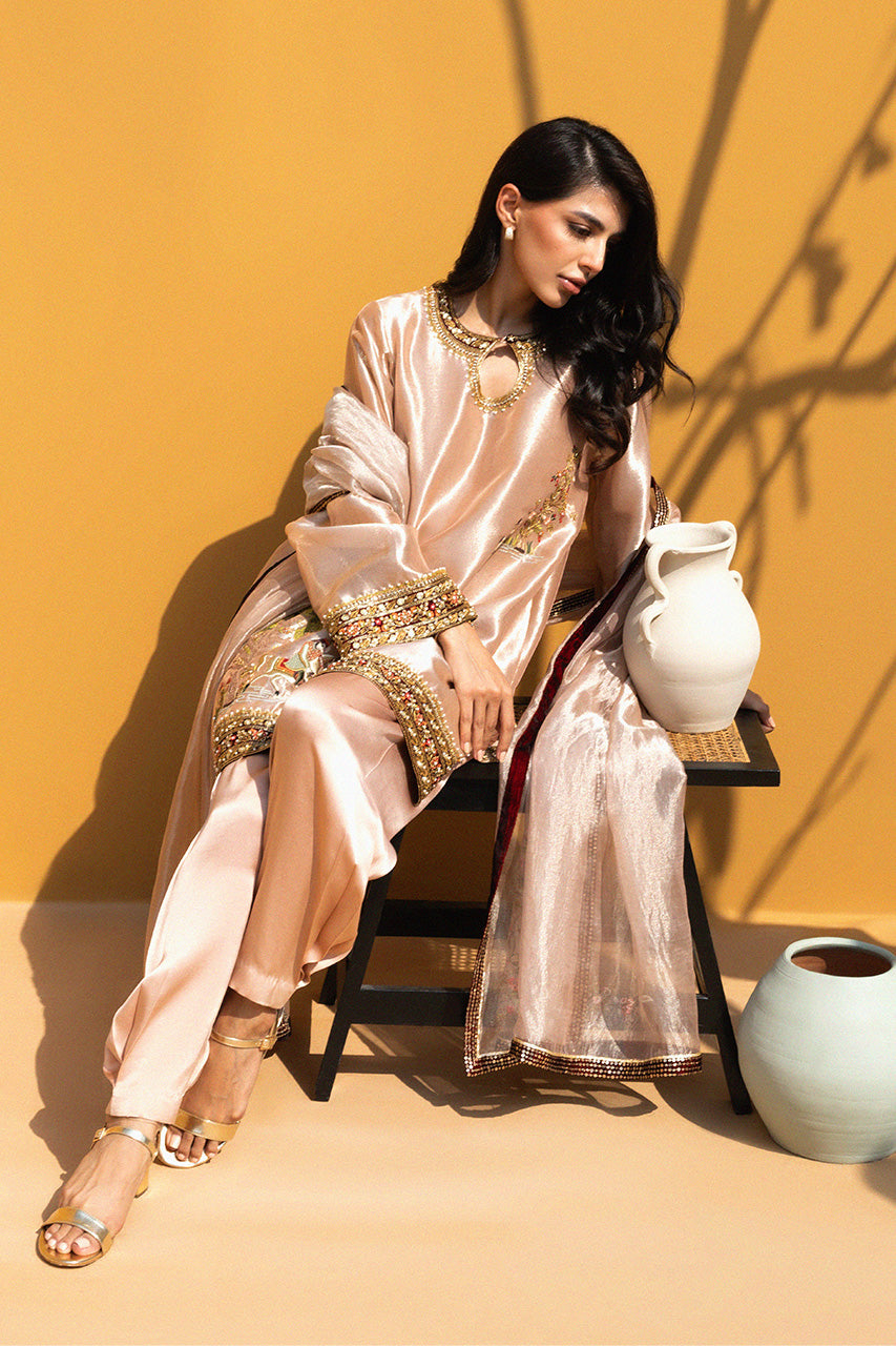 Manira - The Winter Edit | The Velvets by Sania Maskatiya