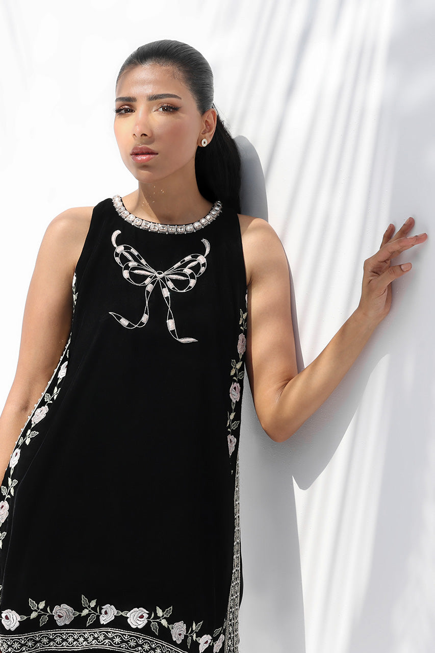 Suko - The Winter Edit | The Velvets by Sania Maskatiya