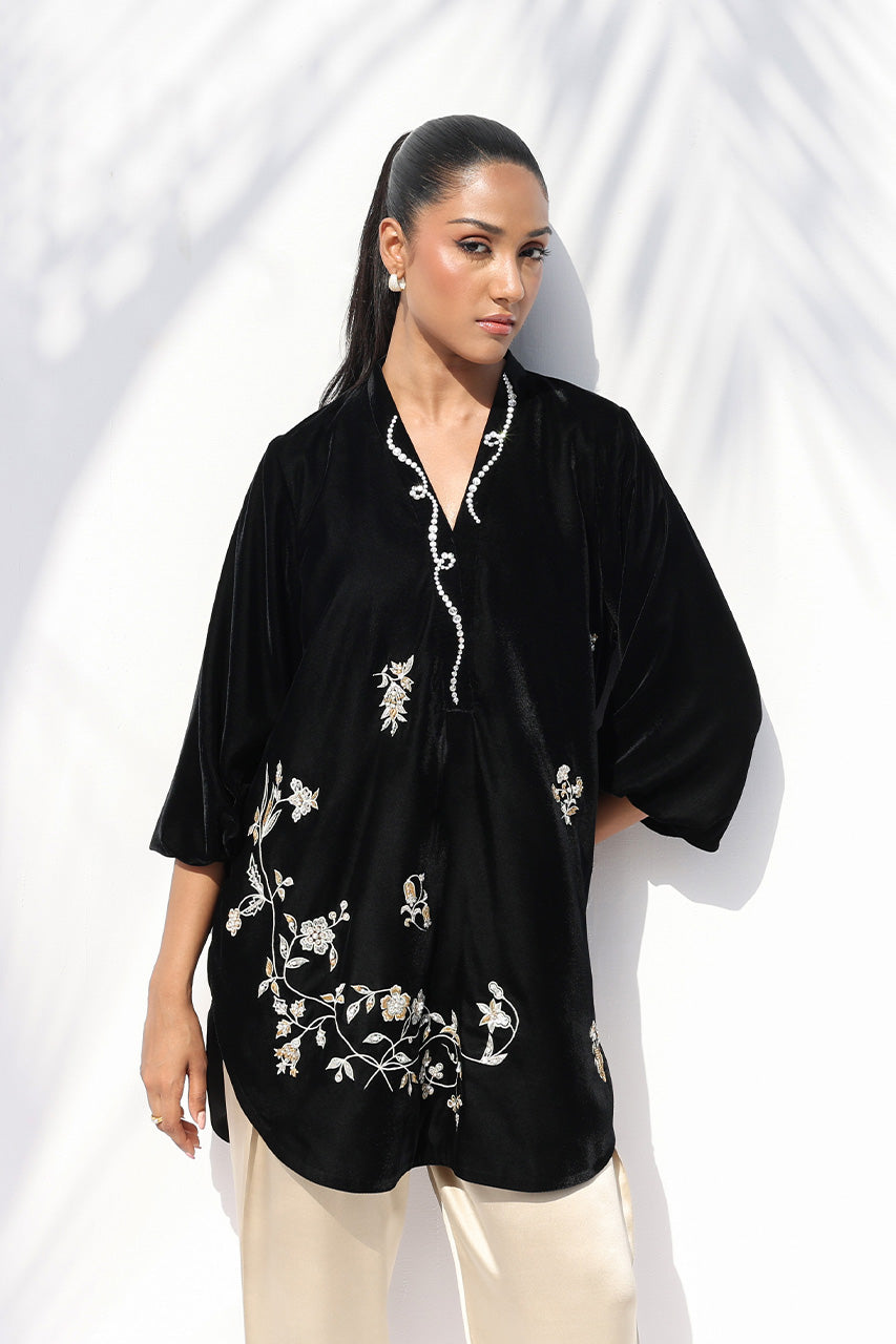 Viona - The Winter Edit | The Velvets by Sania Maskatiya