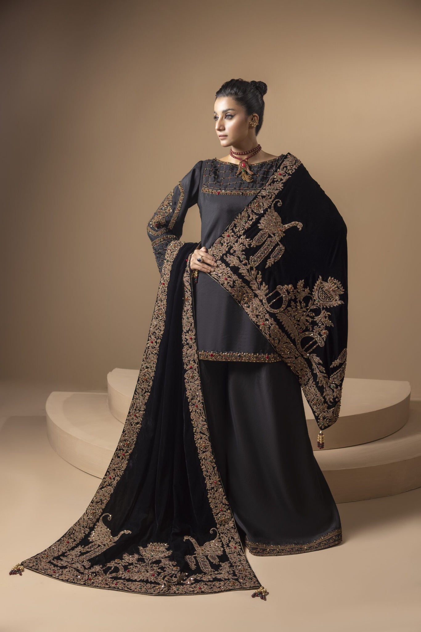 The Royal Lux Shawl - The Royal Eternity by Maan Mehran