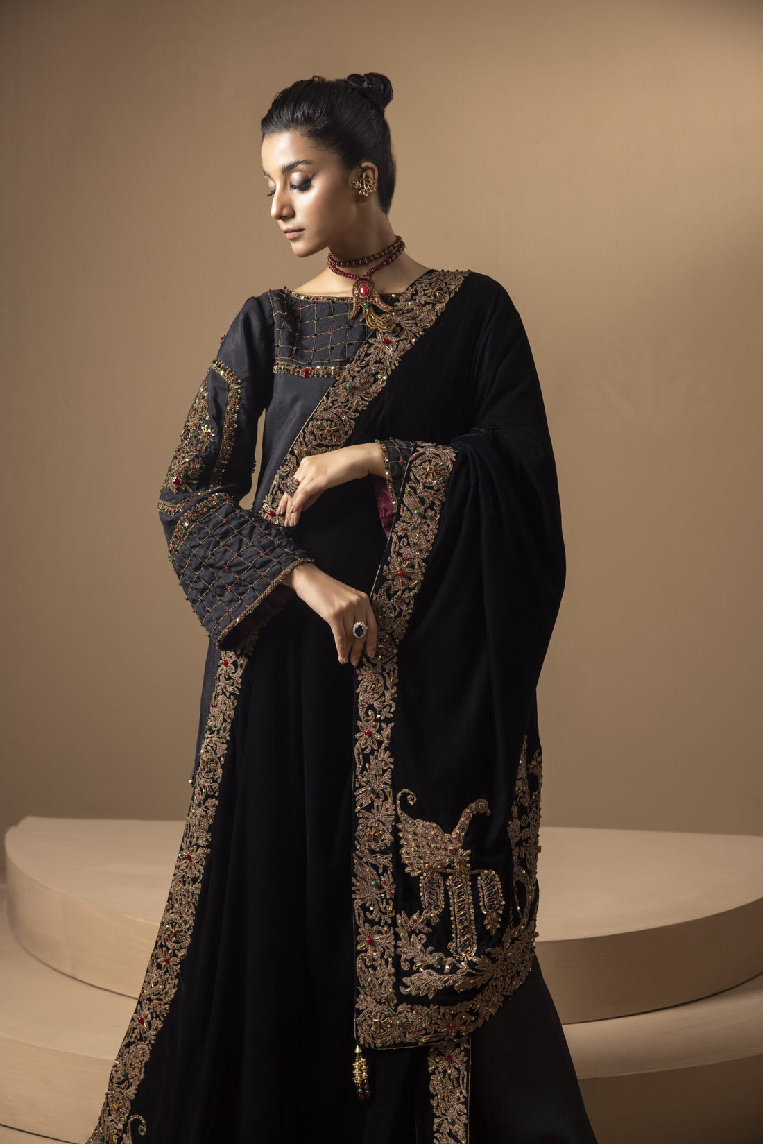 The Royal Lux Shawl - The Royal Eternity by Maan Mehran