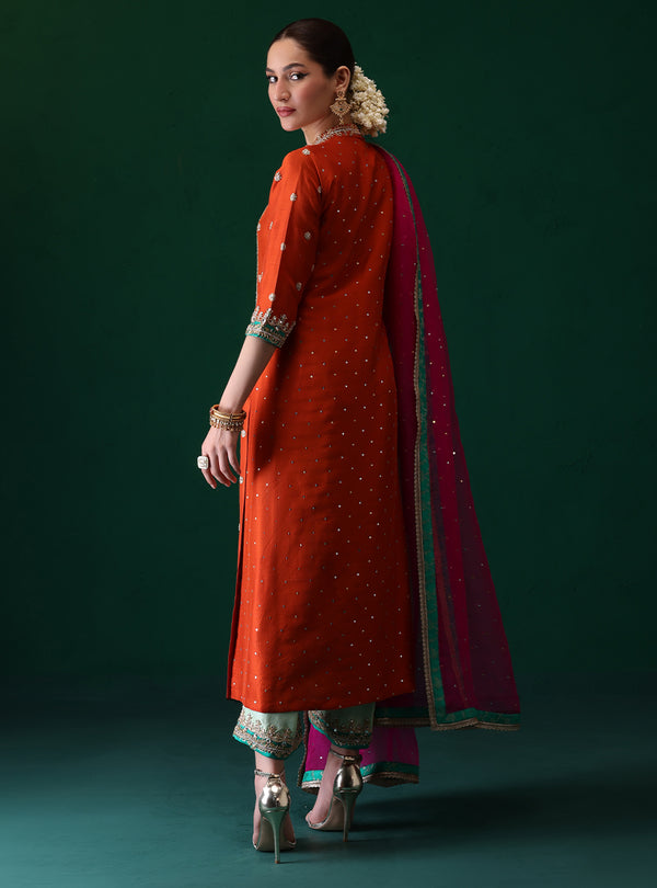 Gulnoor - Rangeen Formals by Zainab Chottani