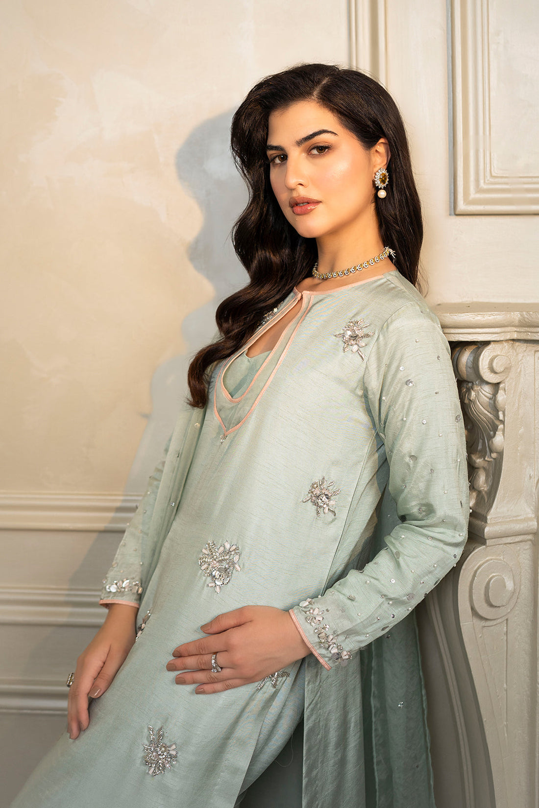 Jasmine - La Vien En Rose by Leon