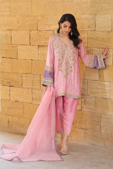 Walia - Hertiage by Sania Maskatiya