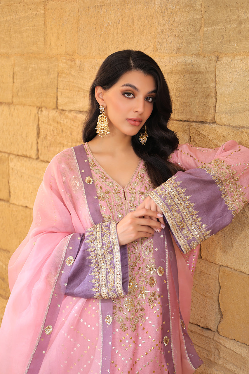 Walia - Hertiage by Sania Maskatiya