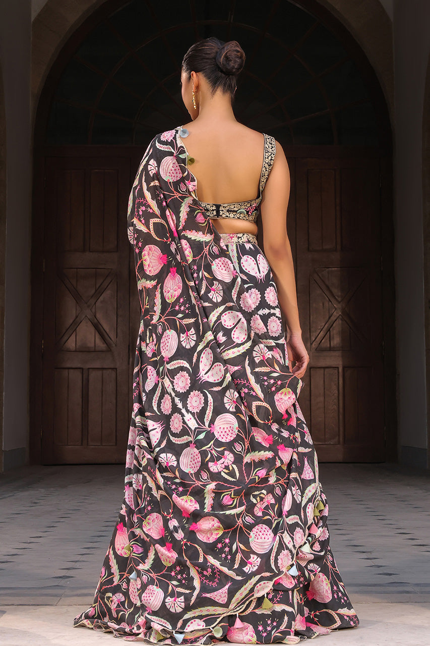 Esya - Hertiage by Sania Maskatiya