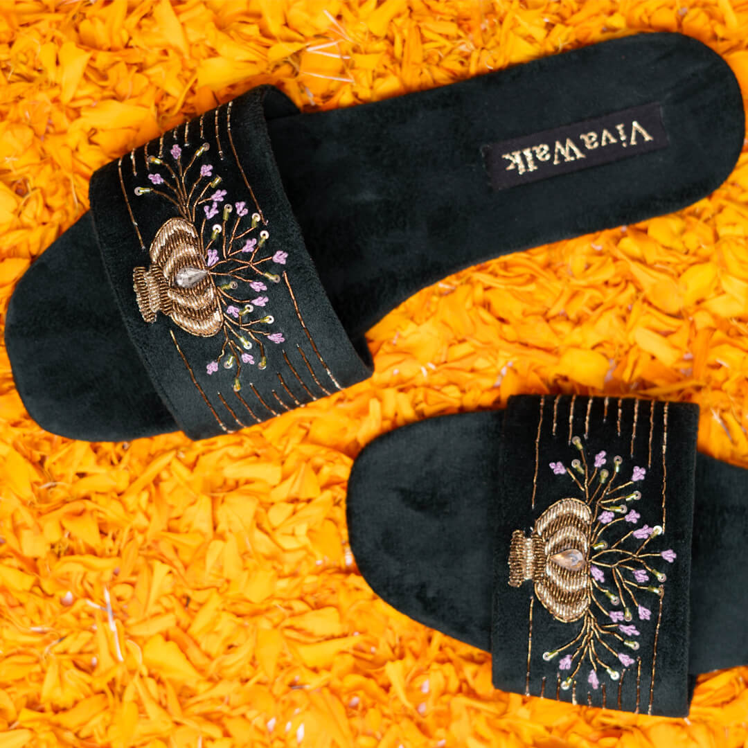 Gul-e-zahra - Flats by Viva Walk