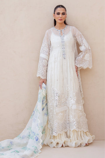 Ray - Occasion Luxe Edit '25 by Sania Maskatiya