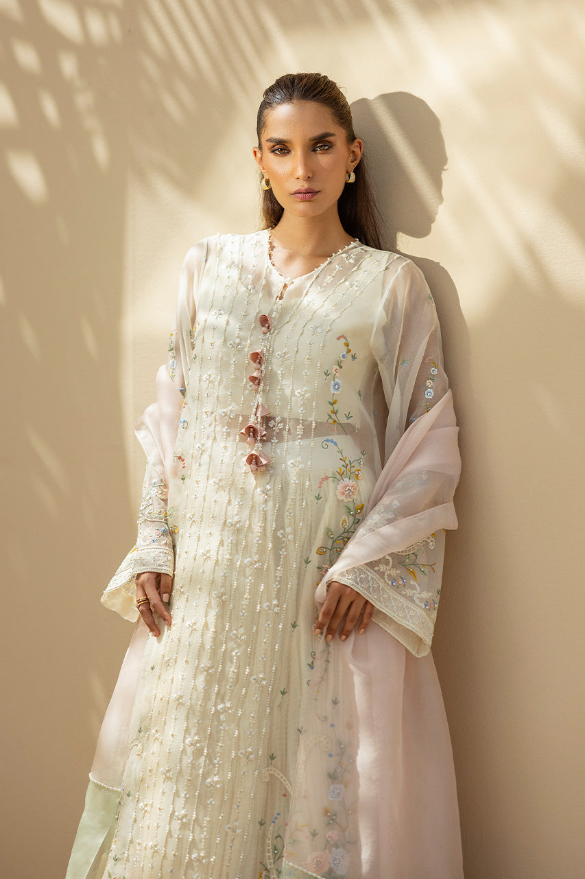 Juno - Occasion Luxe Edit '25 by Sania Maskatiya