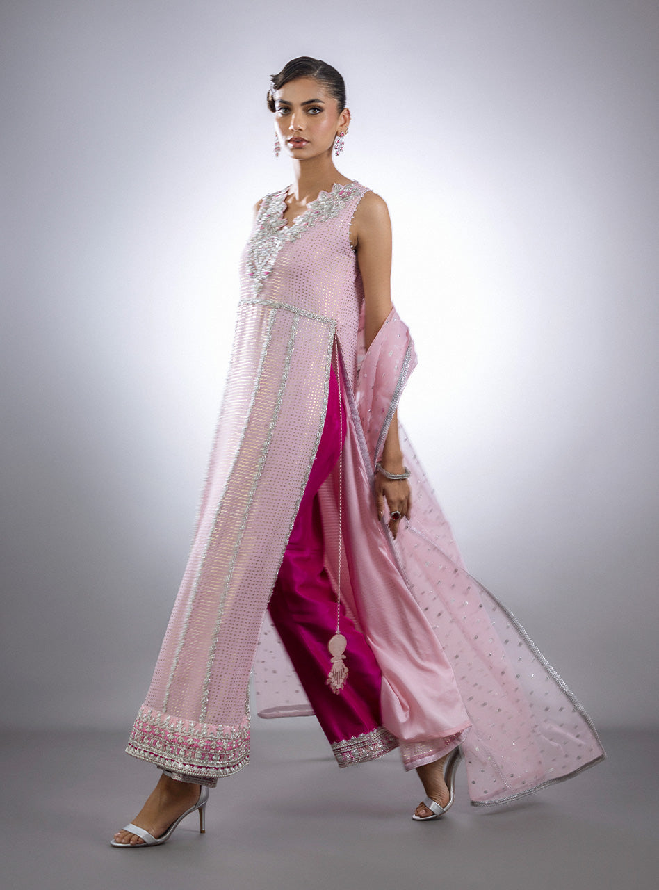 Pink Paradise - Eternite Luxe Formals by Zainab Chottani