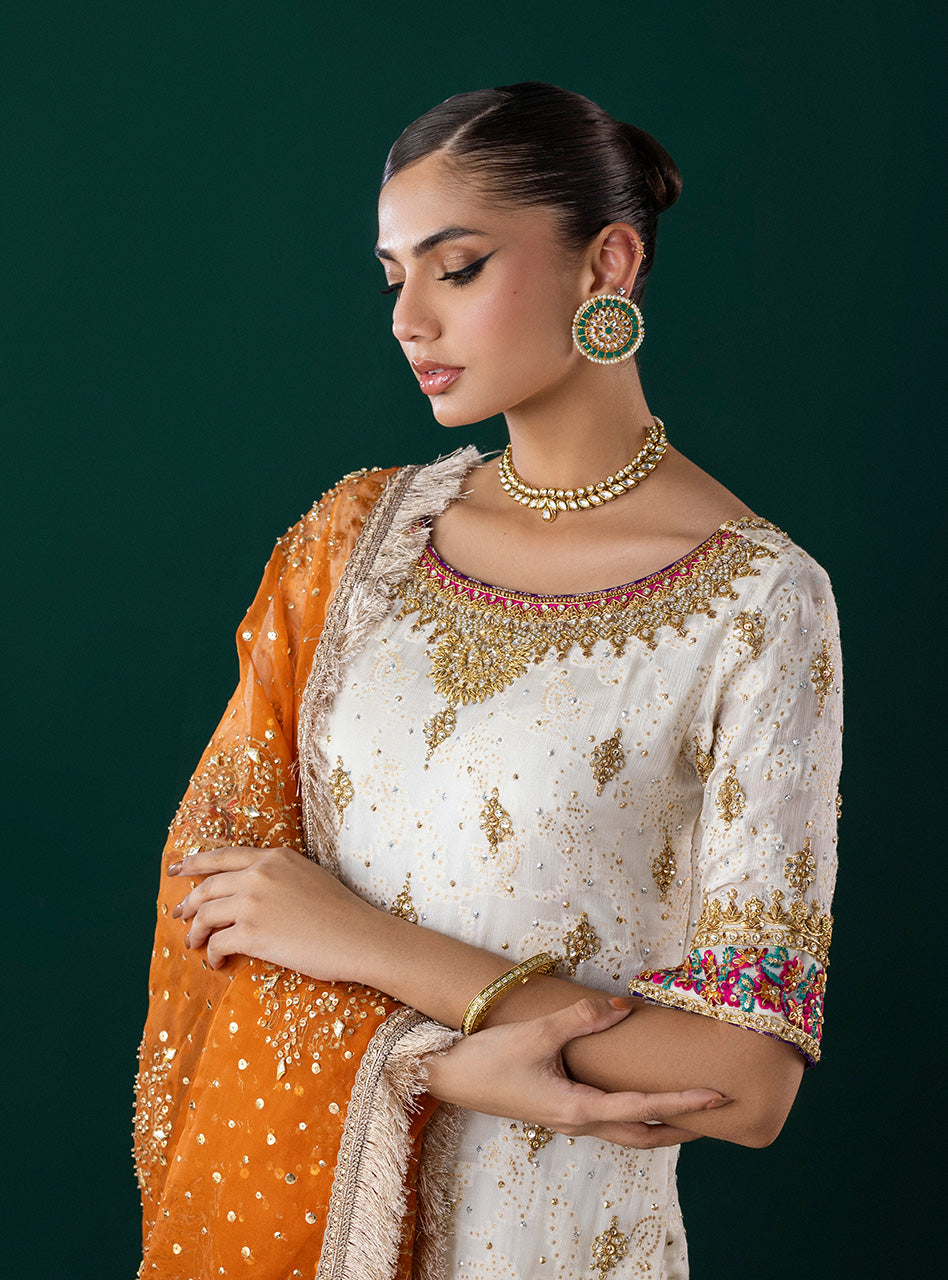 Safir - Eternite Luxe Formals by Zainab Chottani