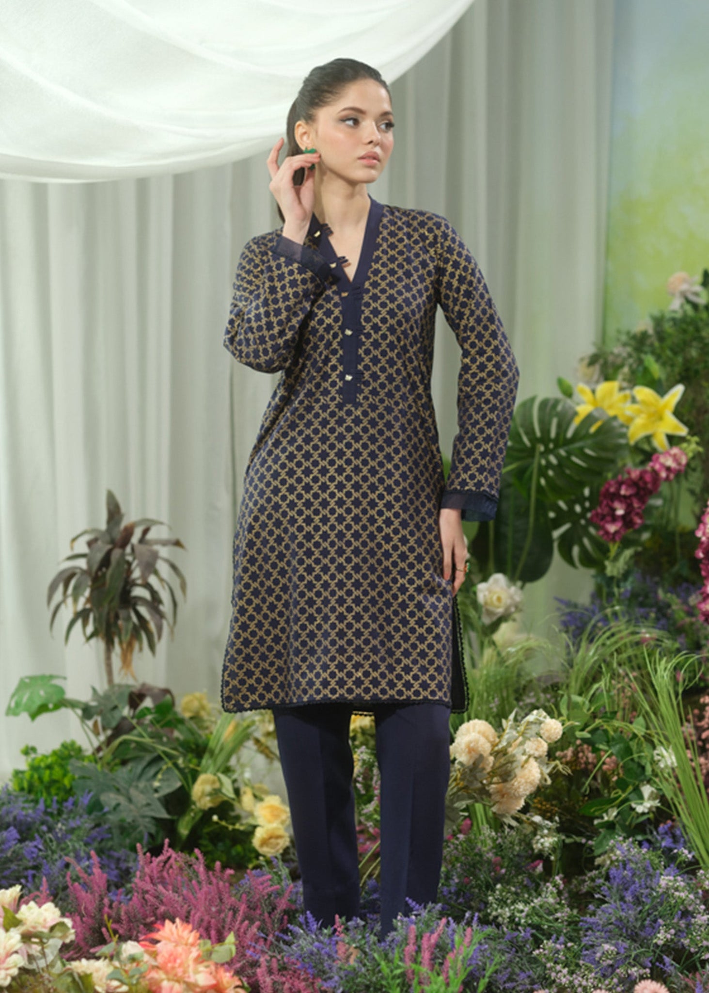 Golden Twilight - Basics by Mahum Asad