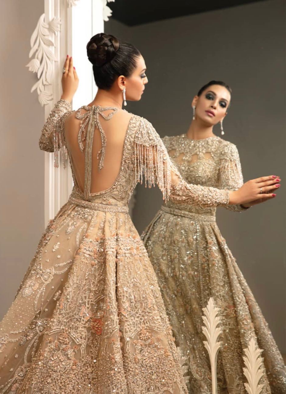 Eirlys - Bridal Couture'23 by Saira Rizwan