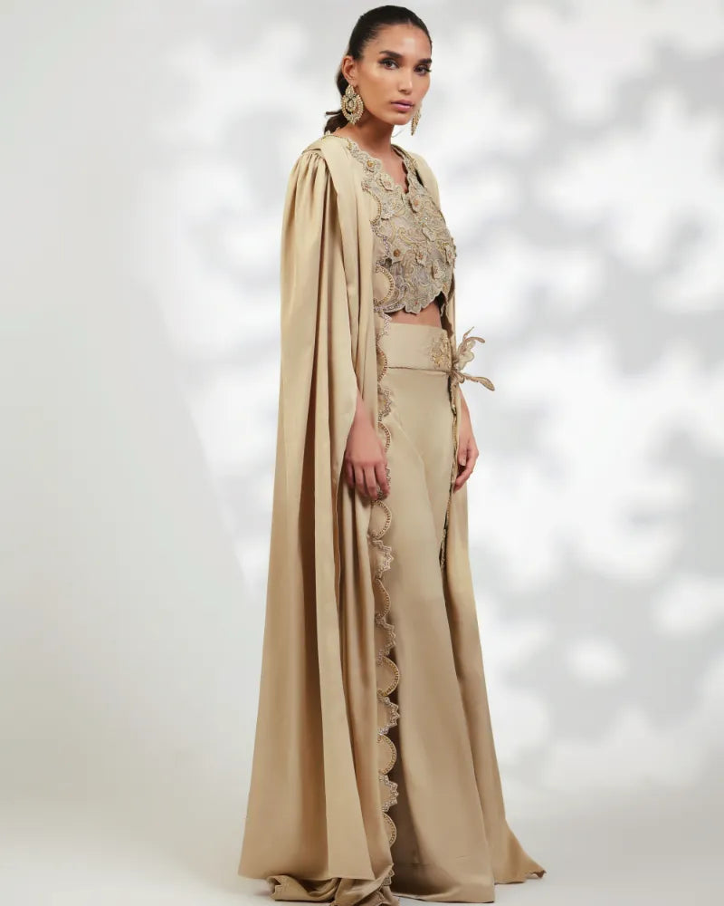 (FF-11) Zeen Cape - Festive Formals '24 by Aleena Fareena