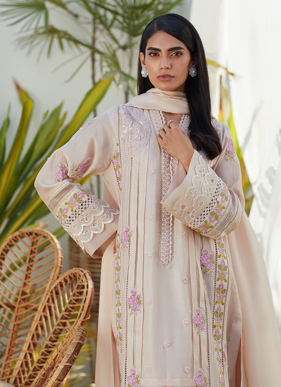 ACACIA TEA ROSE CROSS STICH COTTON - Farah Talib Aziz