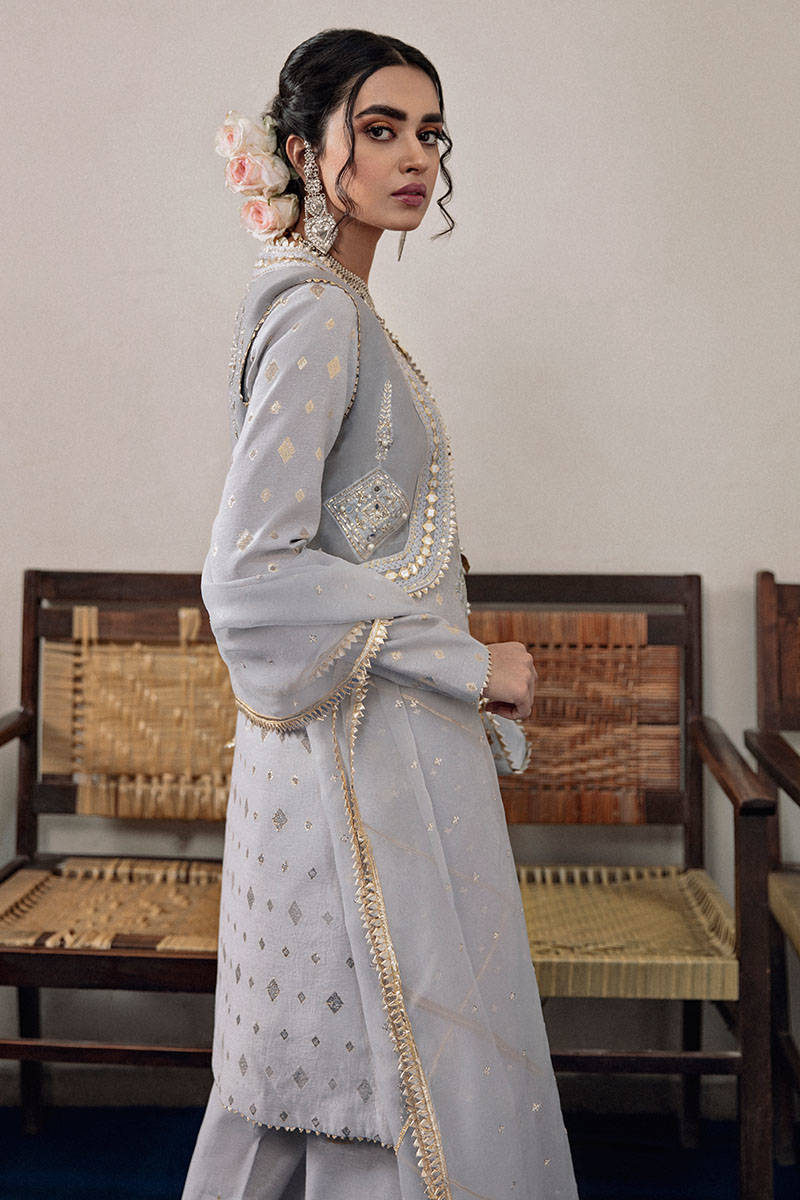 NAYYARA - Eid Edit'22 Womenswear by MNR