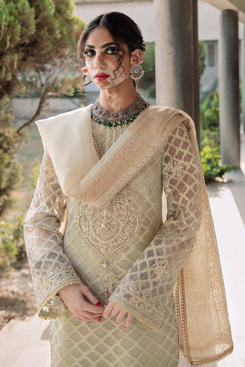 TARANUM - Eid Edit'22 Womenswear by MNR