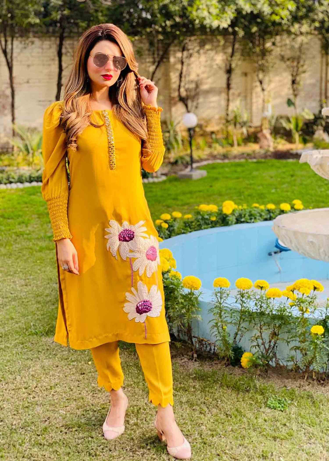 AF326 Mustard Yellow Statement Flower Mirrors - Ainee Faisal