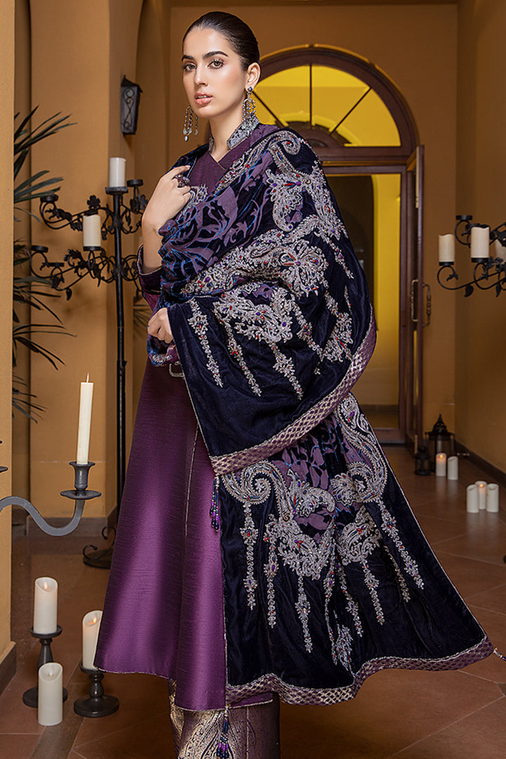 Empress Regina - Nilofer Shahid