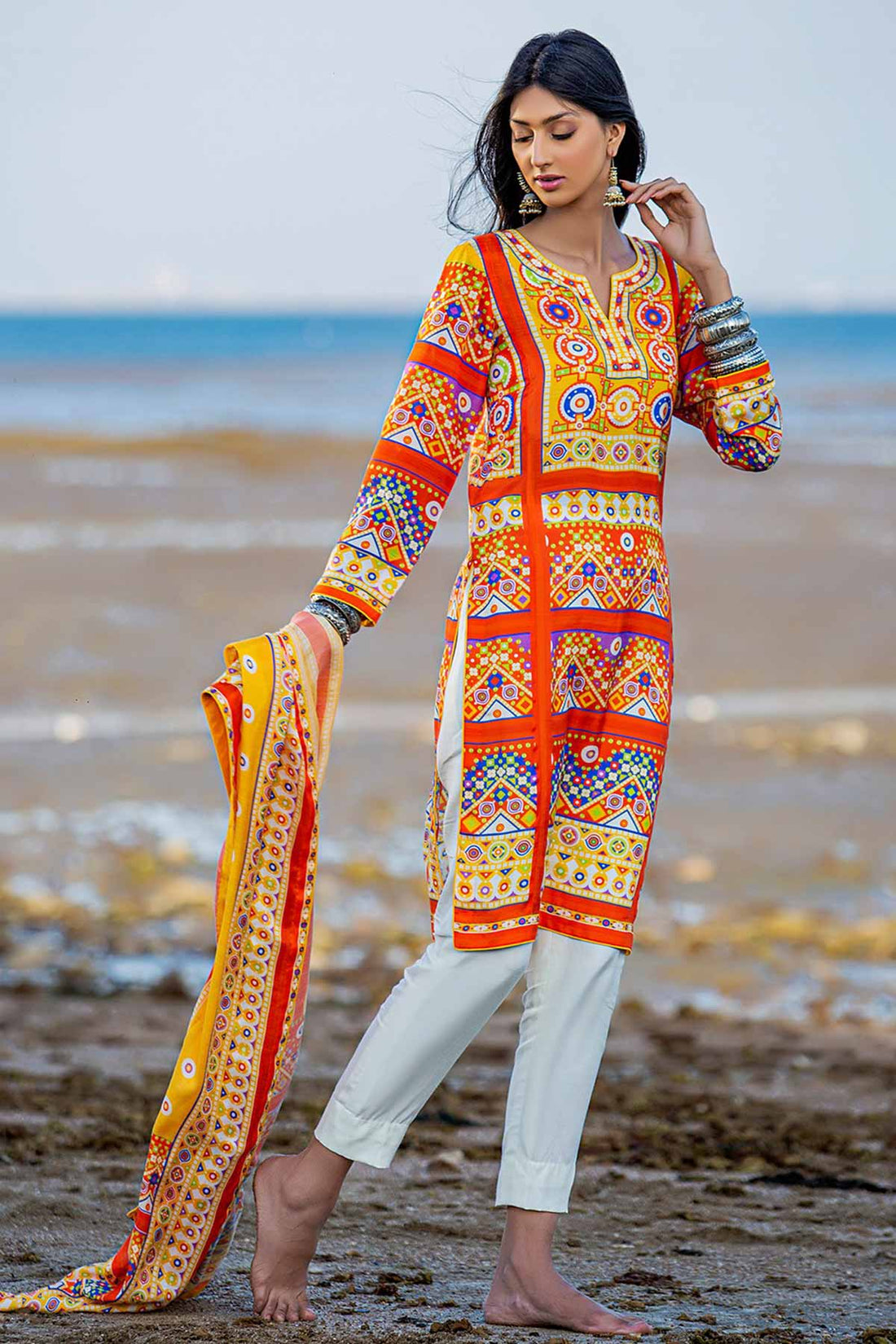 BALUCHI SHEESHA YELLOW KURTA - Rizwan Beyg