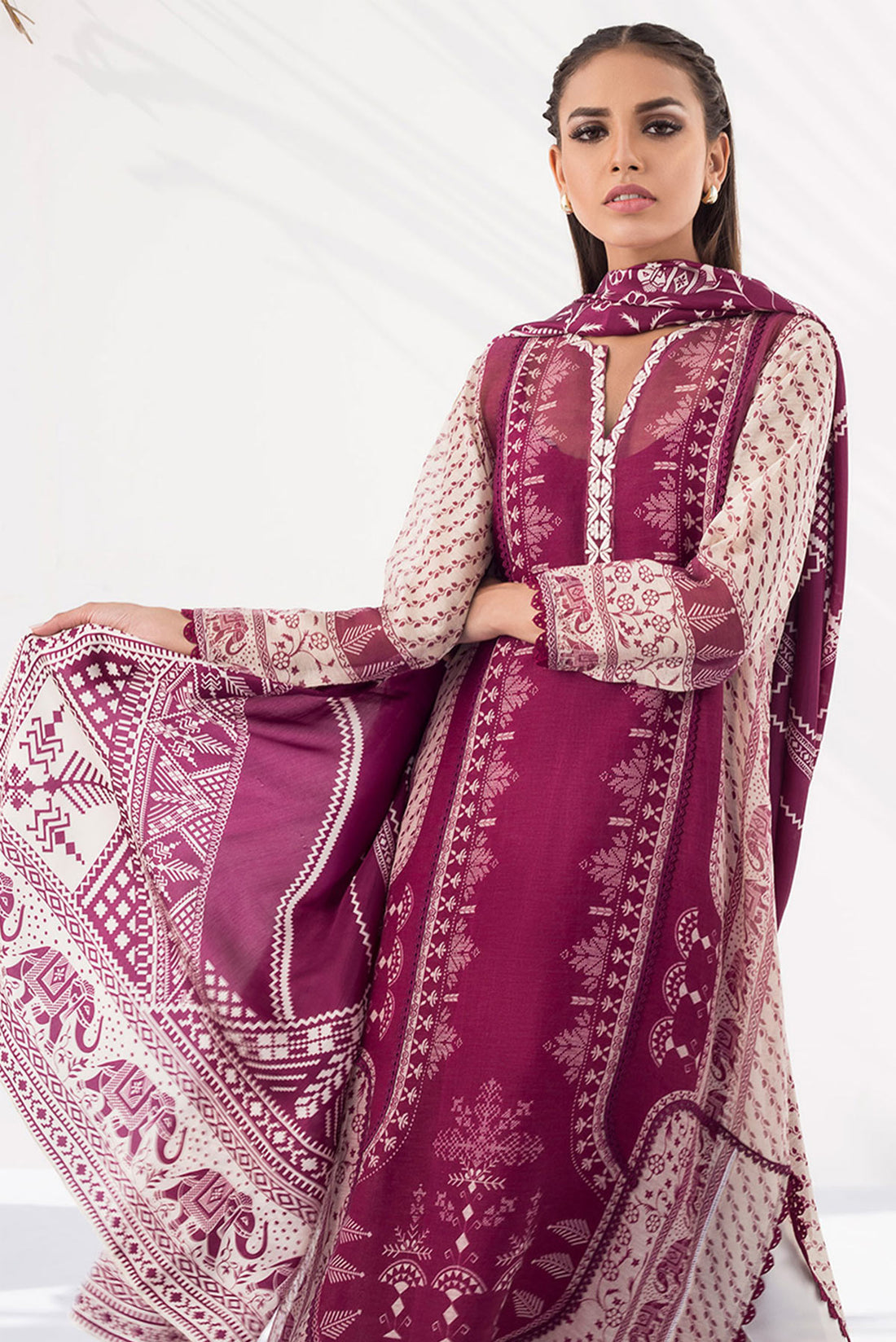 BOYSENBERRY COTTON NET - Sania Maskatiya