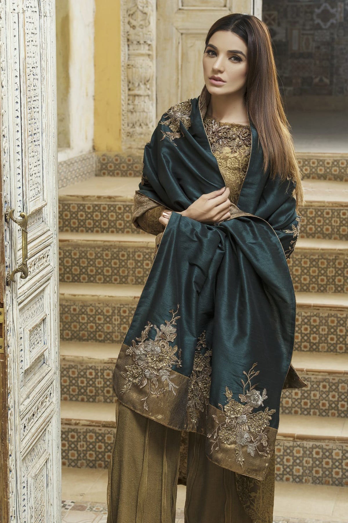 Empress Bouquet ( Shirt and trousers) - Nilofer Shahid