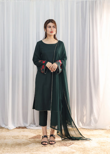 Evergreen Elegance 3Pcs - Summer Symphony by Hina Hassan