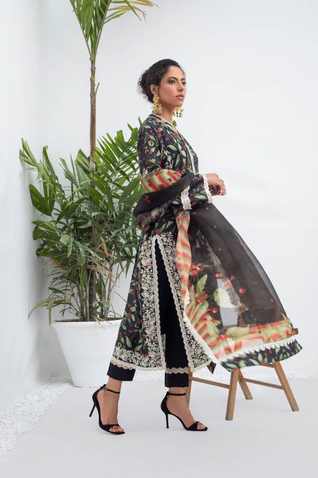 Printed Khaddi Silk Long Kurta with Dupatta - Sania Maskatiya