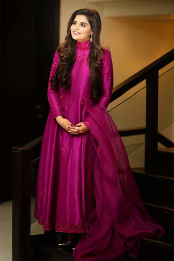 MAGENTA AFFAIR - Ansab Jahangir