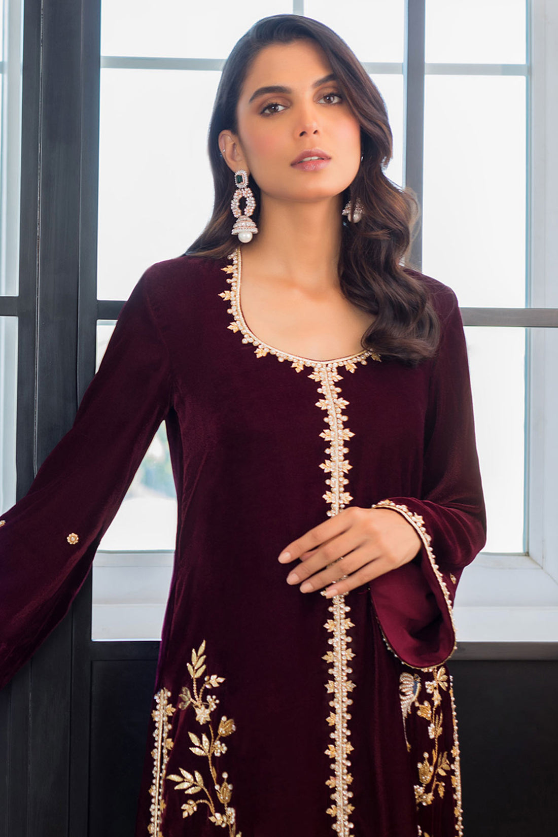 MAHOGANY VELVET KURTA - Sania Maskatiya