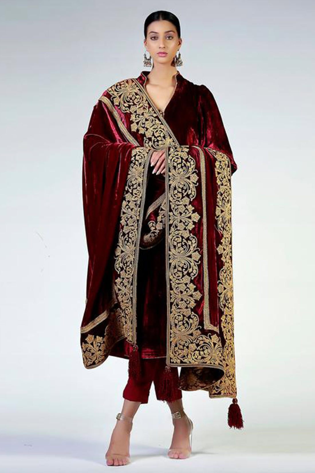 MAROON MARORI EMBROIDERED VELVET SHAWL - Rizwan Beyg