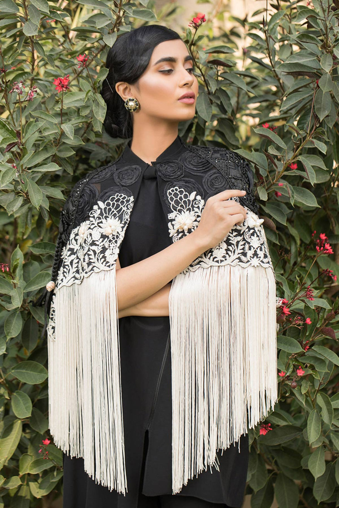 Monochrome fringe cape-let - Aleena & Fareena