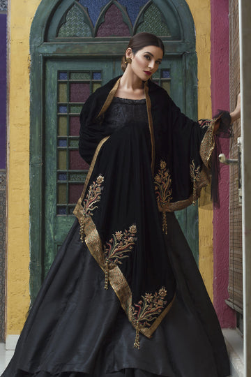 Mughal Flora Shawl - Nilofer Shahid