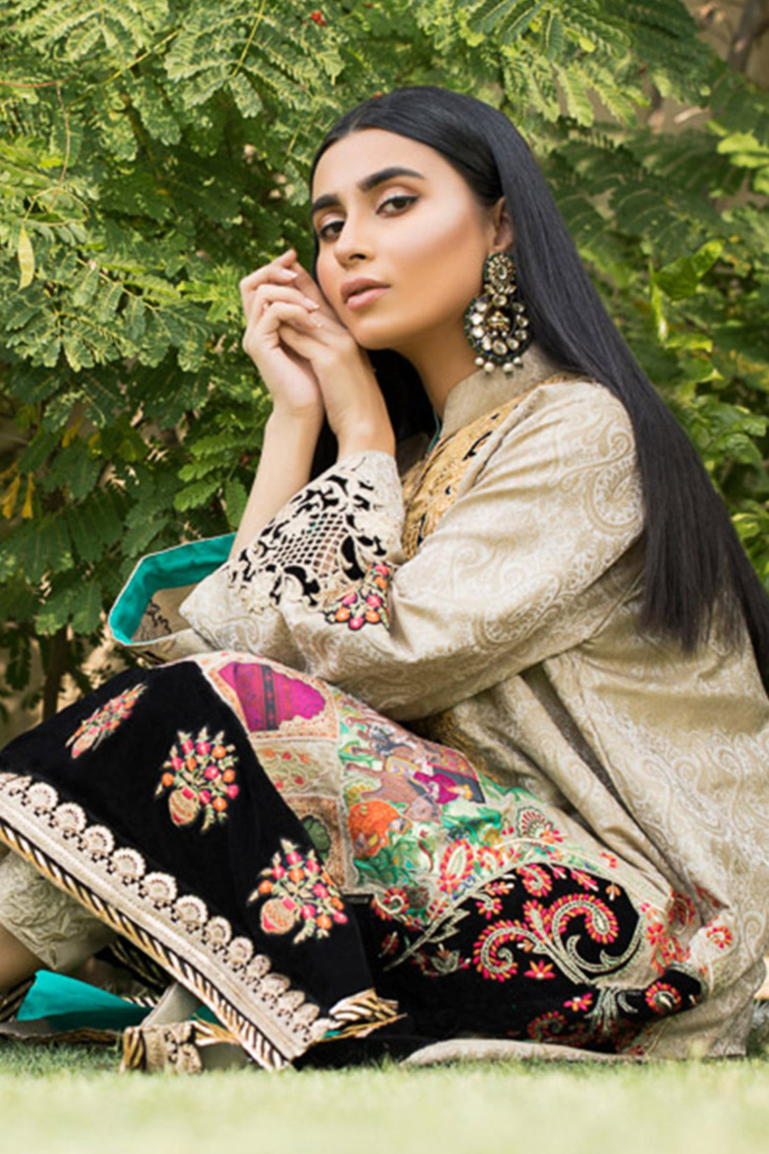 Mughal Kurta - Aleena & Fareena