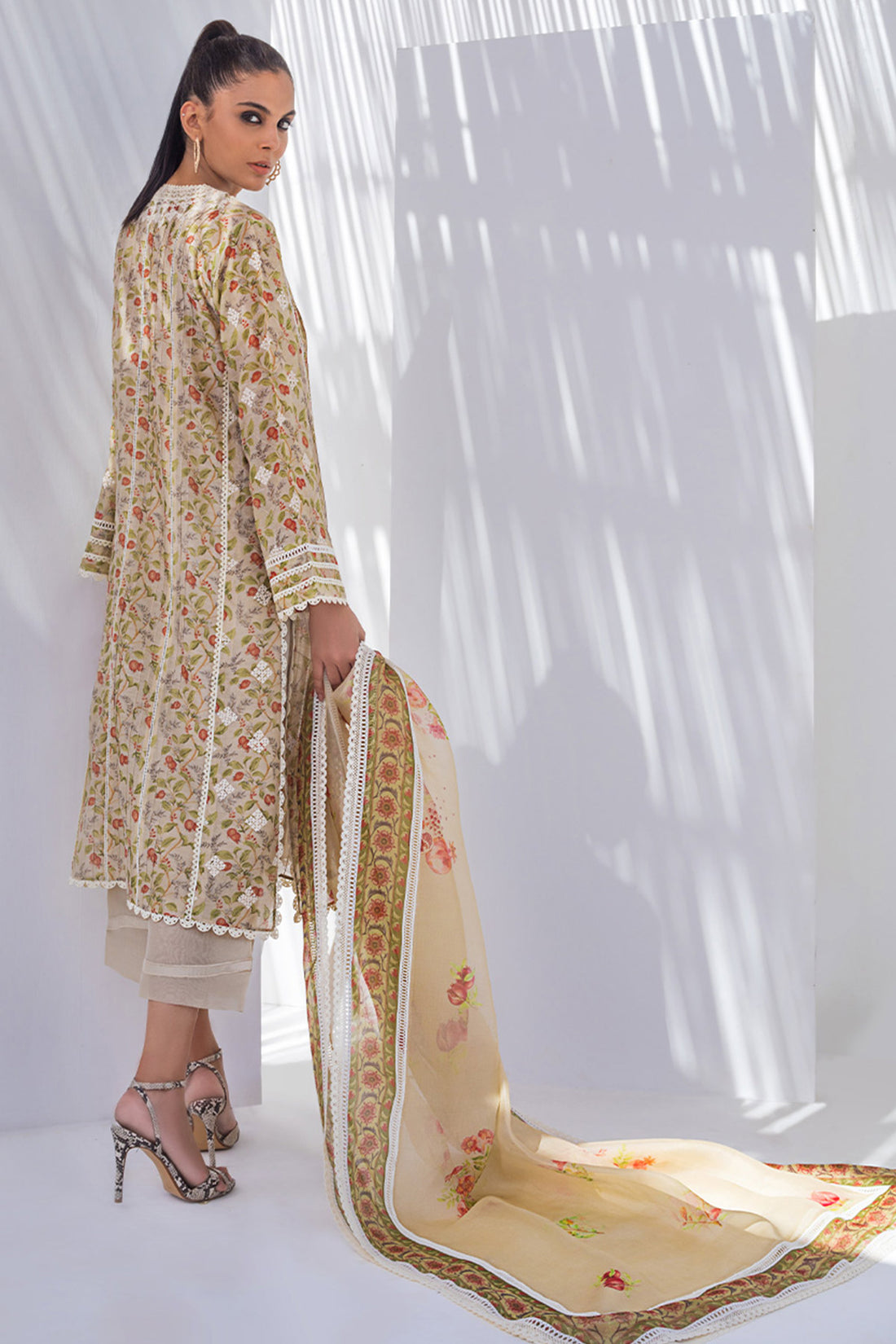 PRINTED KHAADI SILK KURTA - Sania Maskatiya