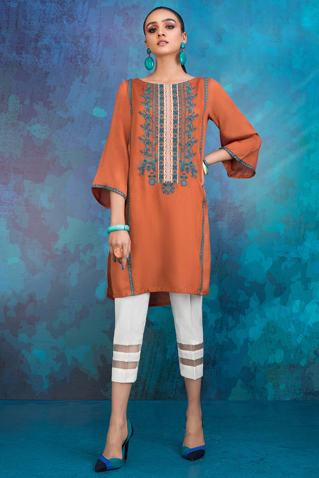 TANGY KURTI - Zainab Chottani