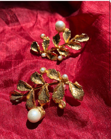 Gold Leaf Earings  - Azai jewels